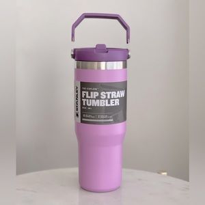 Stanley IceFlow Flip Straw Tumbler 30oz